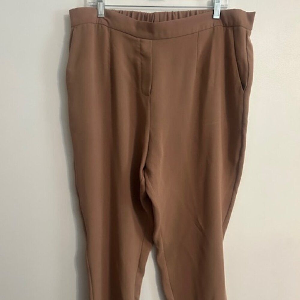Massini Tan pull-on ankle pants. size XL